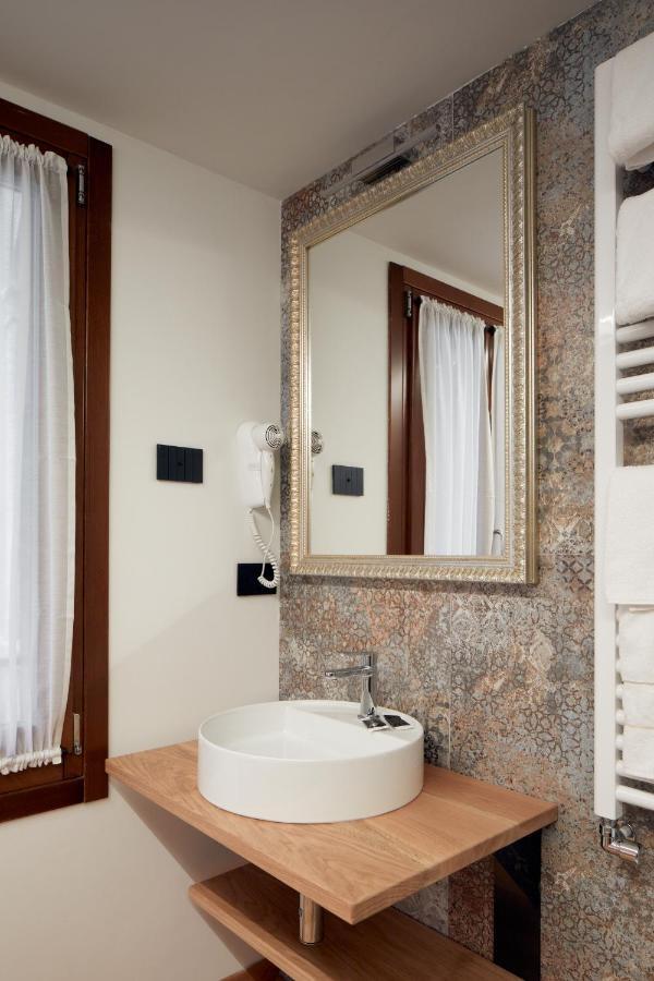 Ca' Dei Proverbi Suites - Wenice Deep Culture Venecia Exterior foto