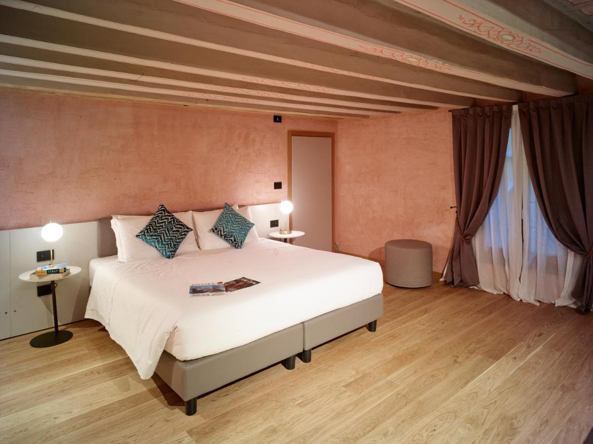 Ca' Dei Proverbi Suites - Wenice Deep Culture Venecia Exterior foto
